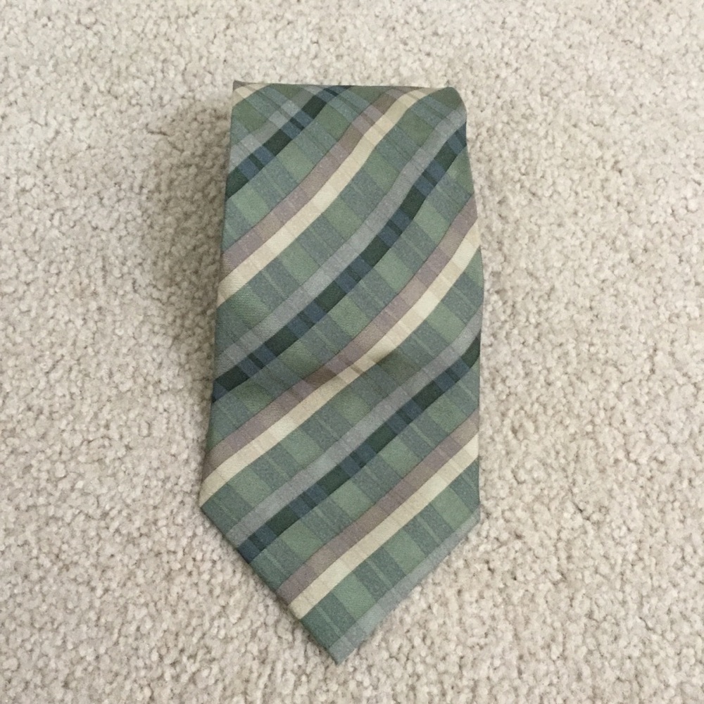Izod tie